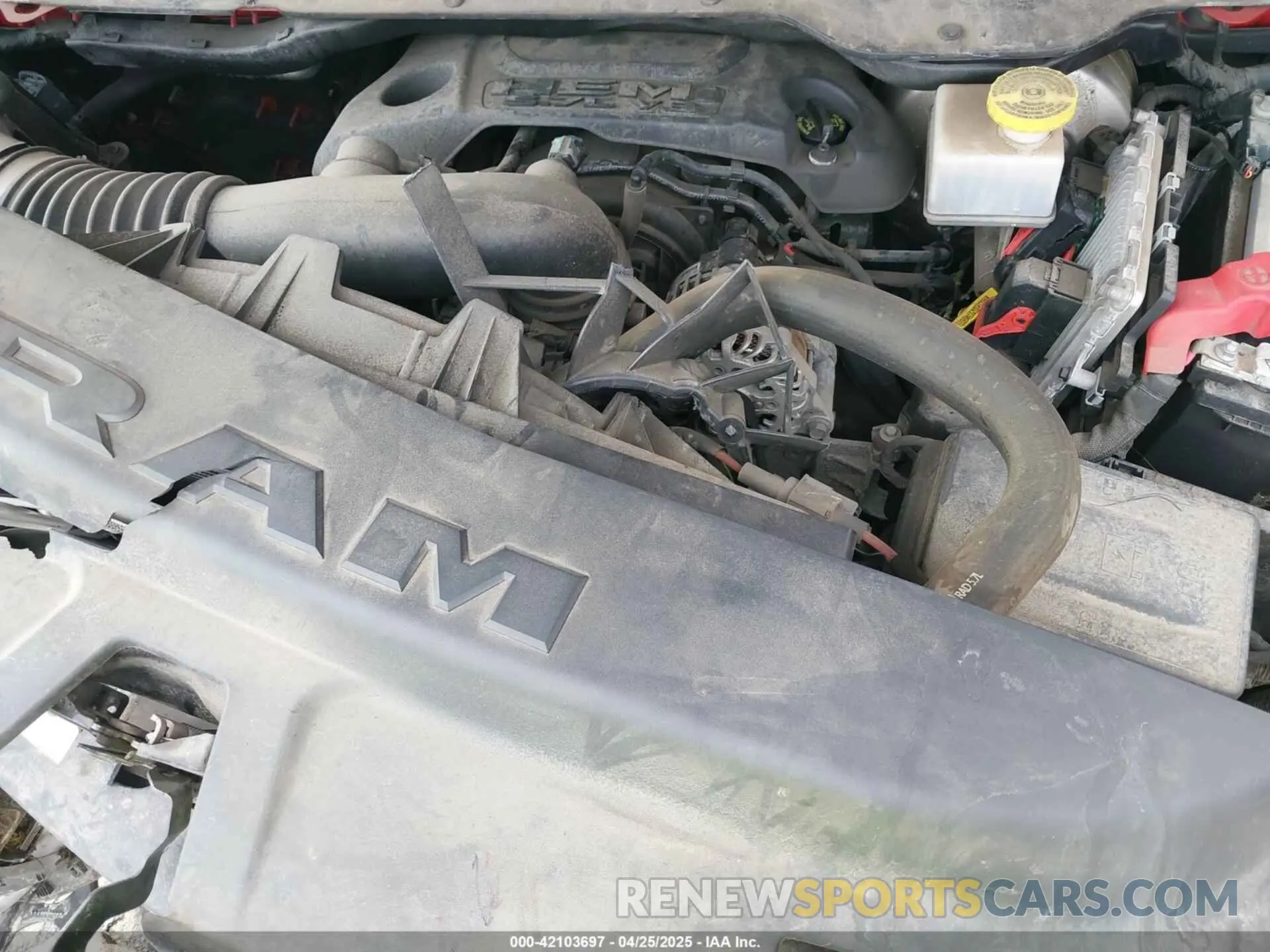 10 Photograph of a damaged car 1C6SRFET2KN599078 RAM 1500 2019