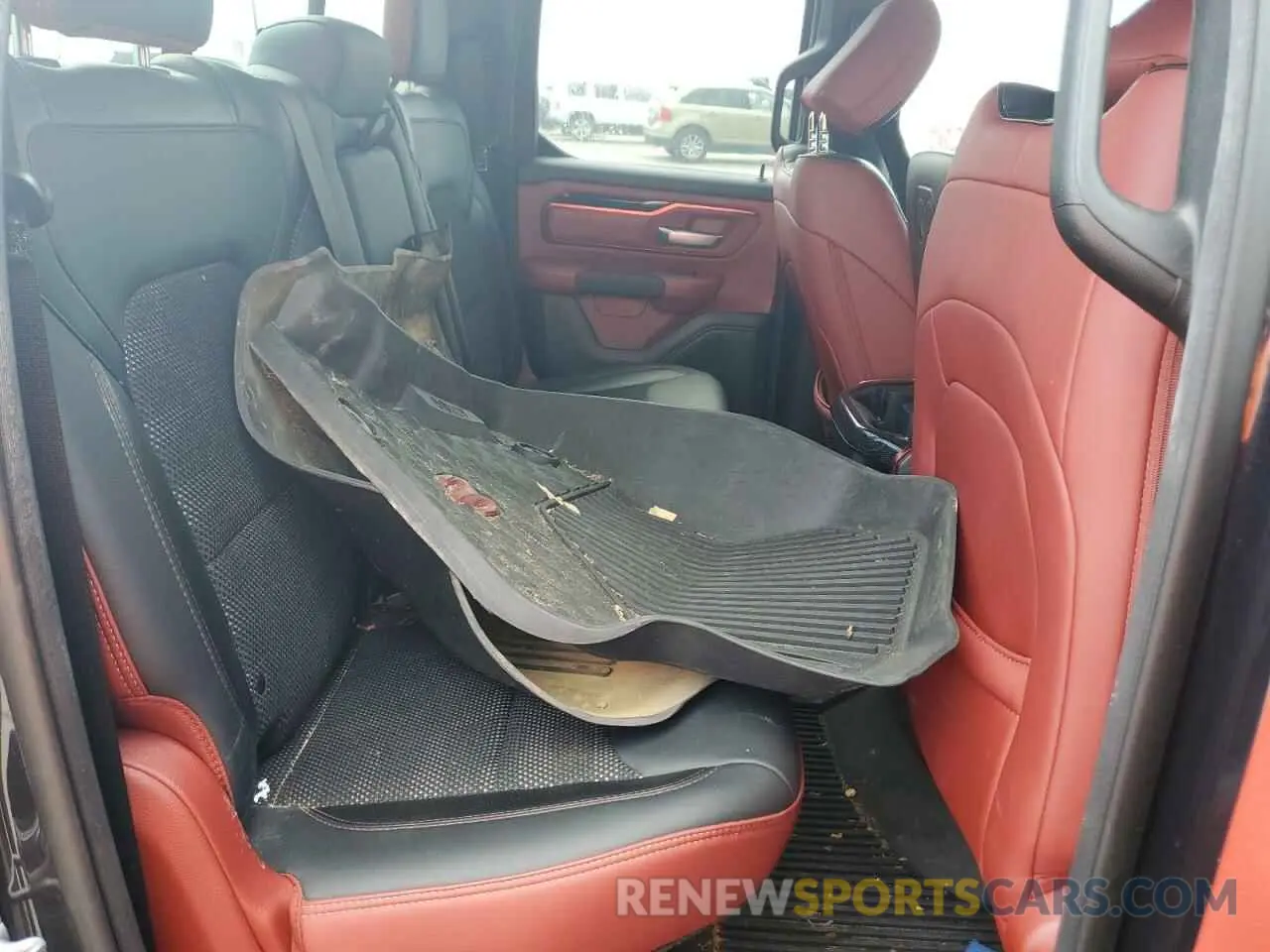10 Photograph of a damaged car 1C6SRFET7KN822540 RAM 1500 2019
