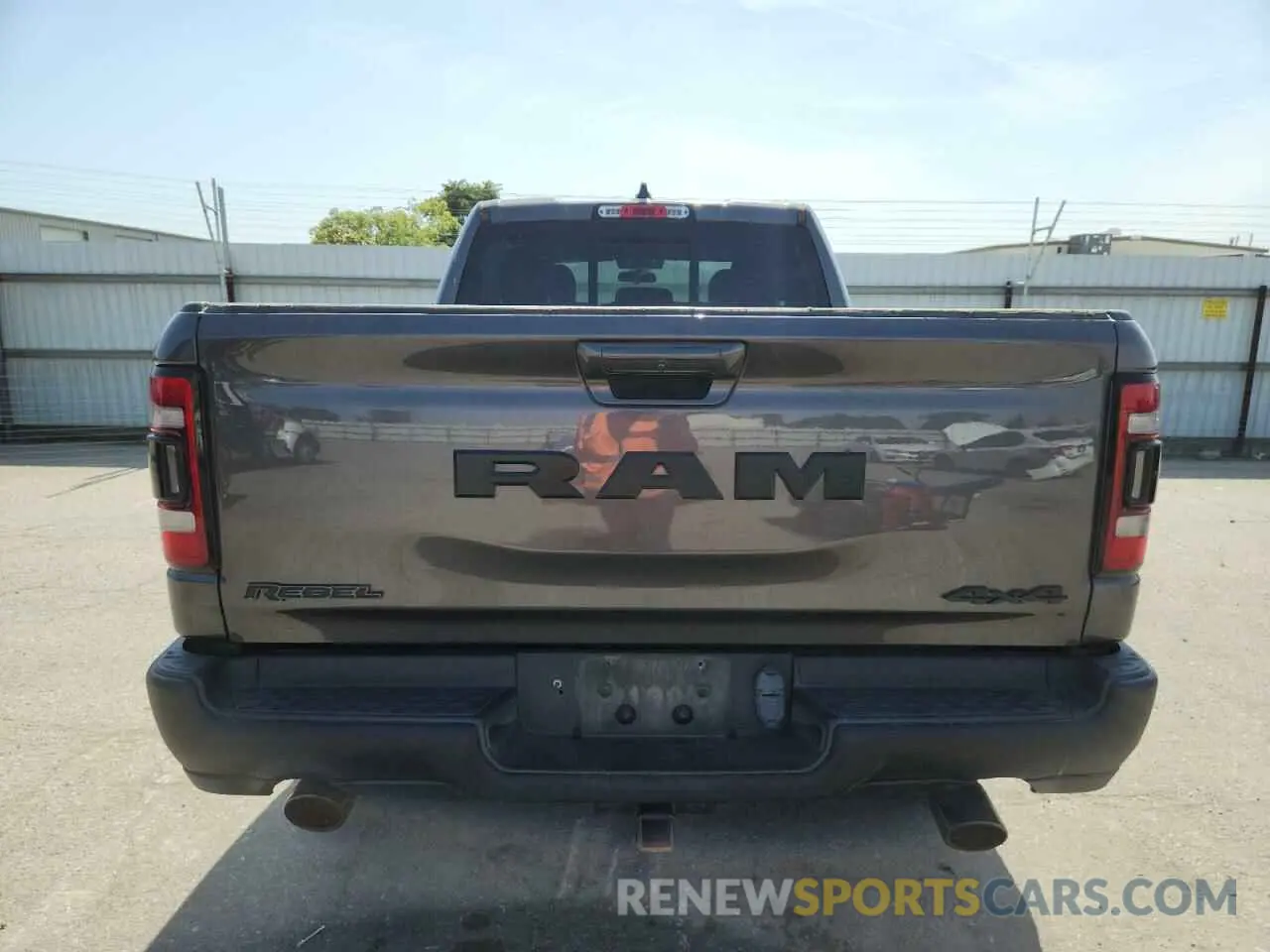 6 Photograph of a damaged car 1C6SRFET7KN875819 RAM 1500 2019