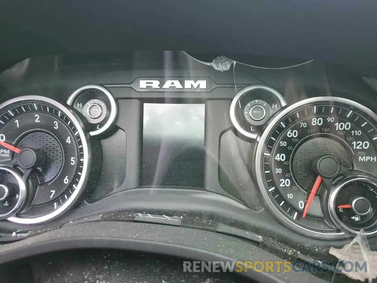 9 Photograph of a damaged car 1C6SRFFT0KN532414 RAM 1500 2019