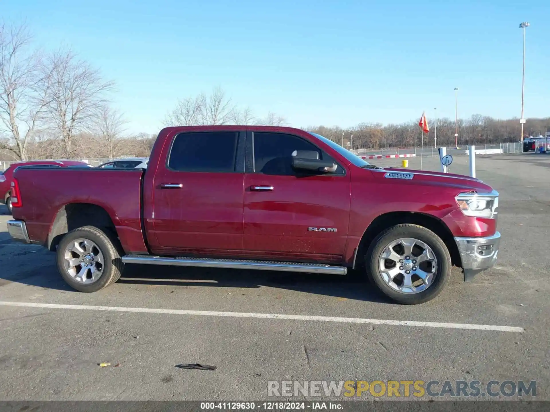 13 Photograph of a damaged car 1C6SRFFT0KN540903 RAM 1500 2019