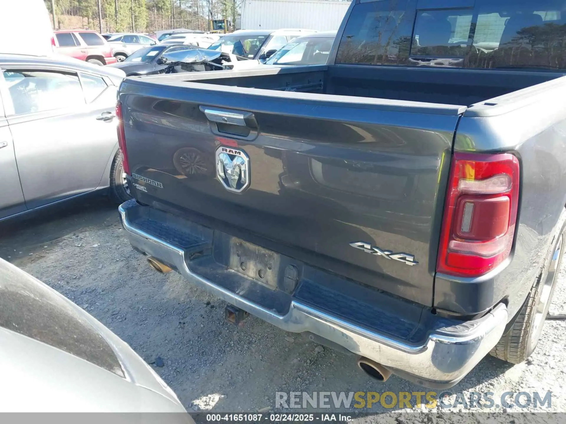 16 Photograph of a damaged car 1C6SRFFT0KN627457 RAM 1500 2019
