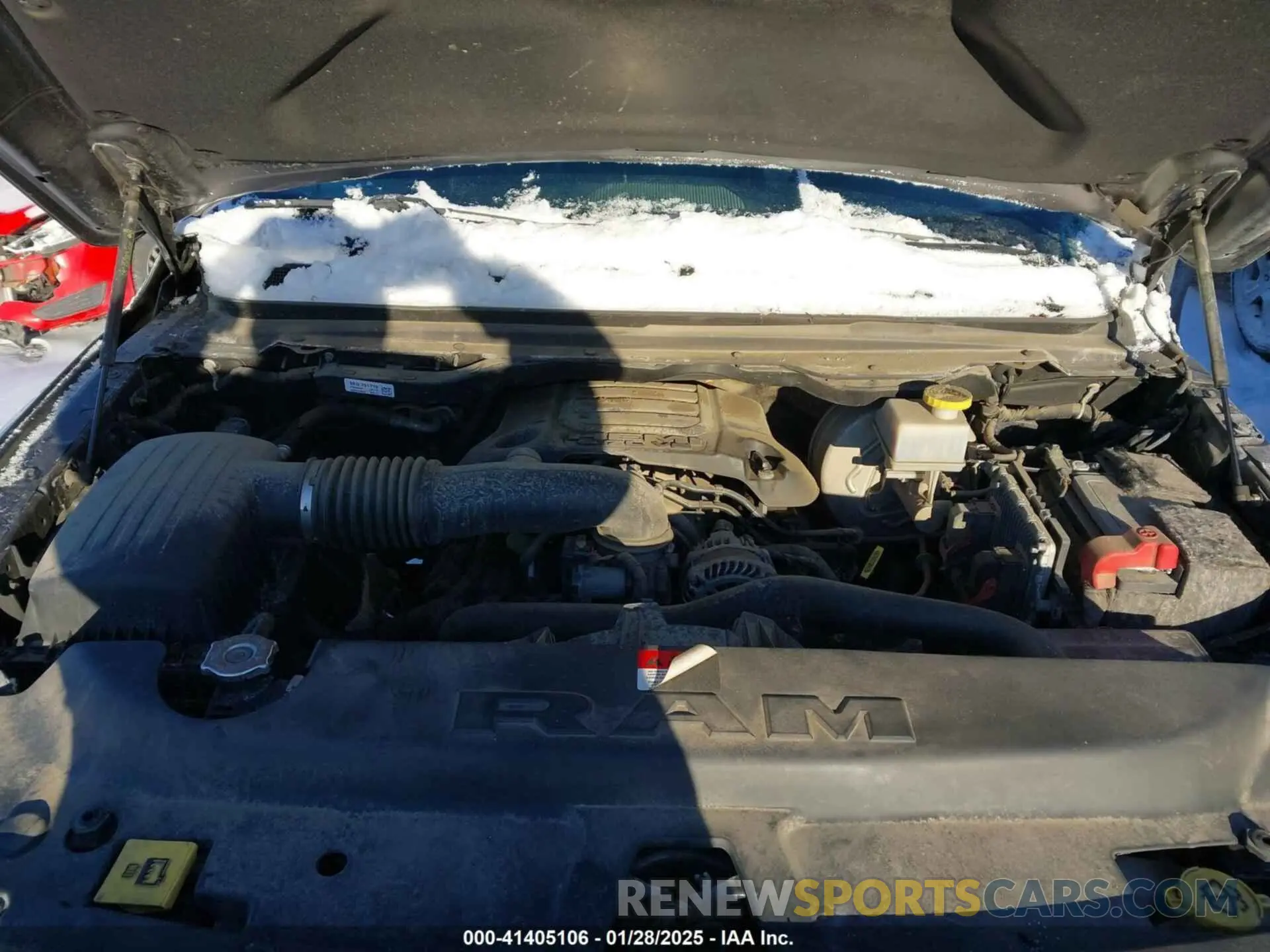 10 Photograph of a damaged car 1C6SRFFT0KN698884 RAM 1500 2019