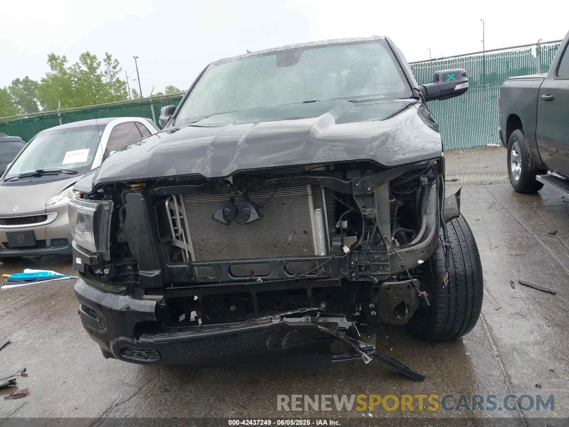 13 Photograph of a damaged car 1C6SRFFT0KN731169 RAM 1500 2019