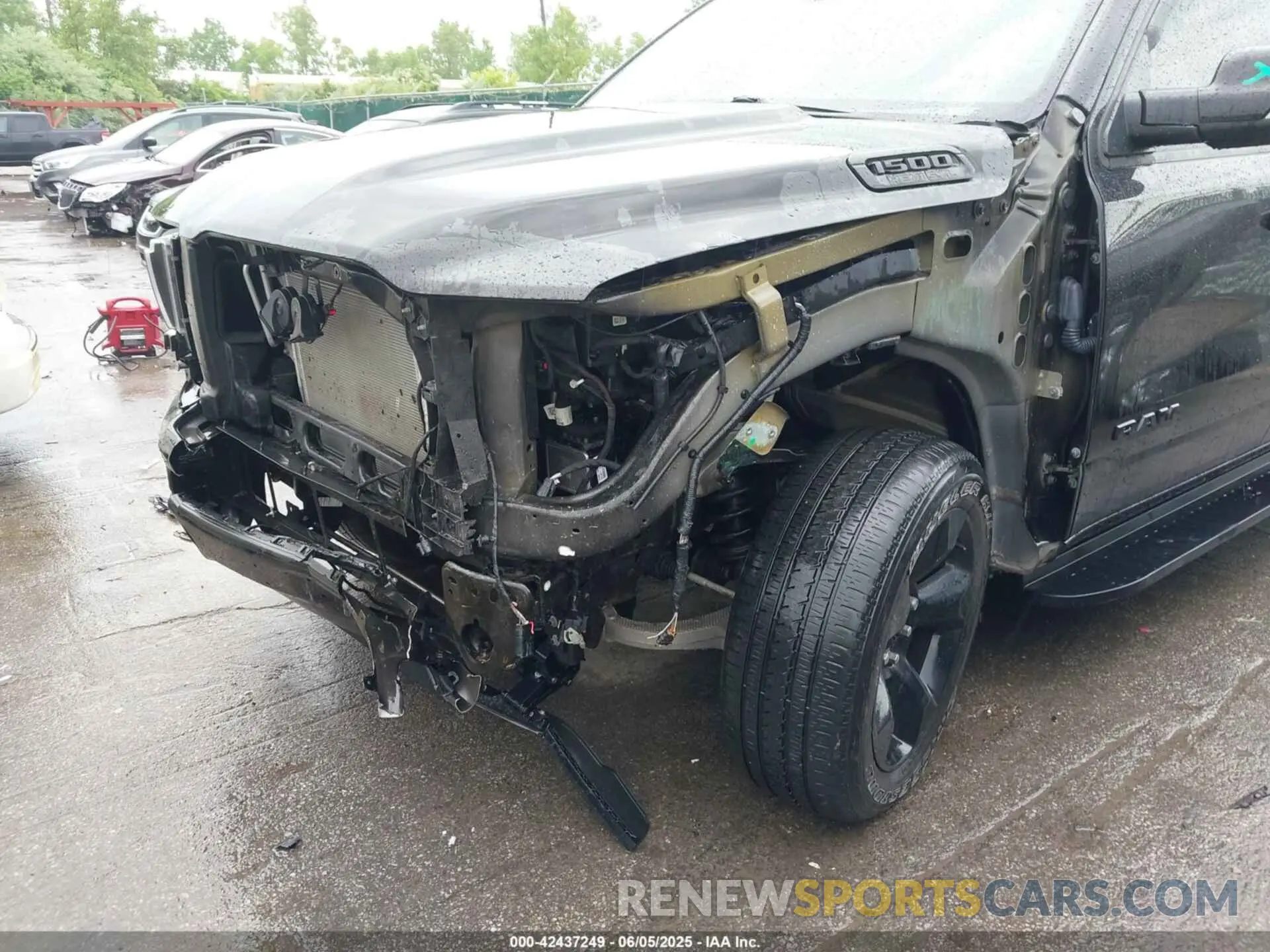 6 Photograph of a damaged car 1C6SRFFT0KN731169 RAM 1500 2019