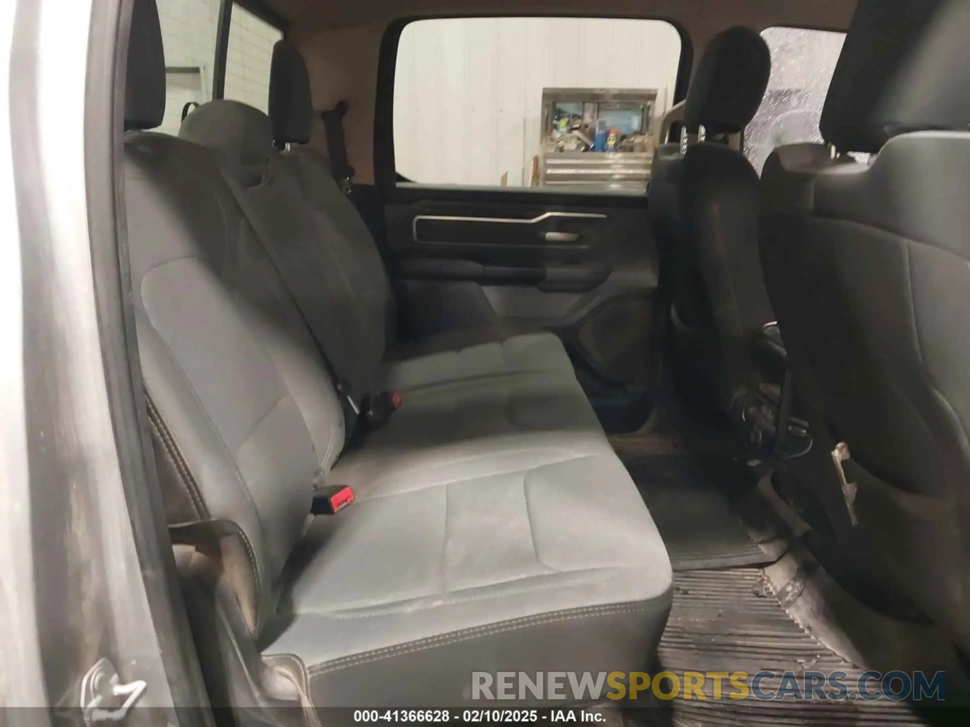 8 Photograph of a damaged car 1C6SRFFT0KN800331 RAM 1500 2019