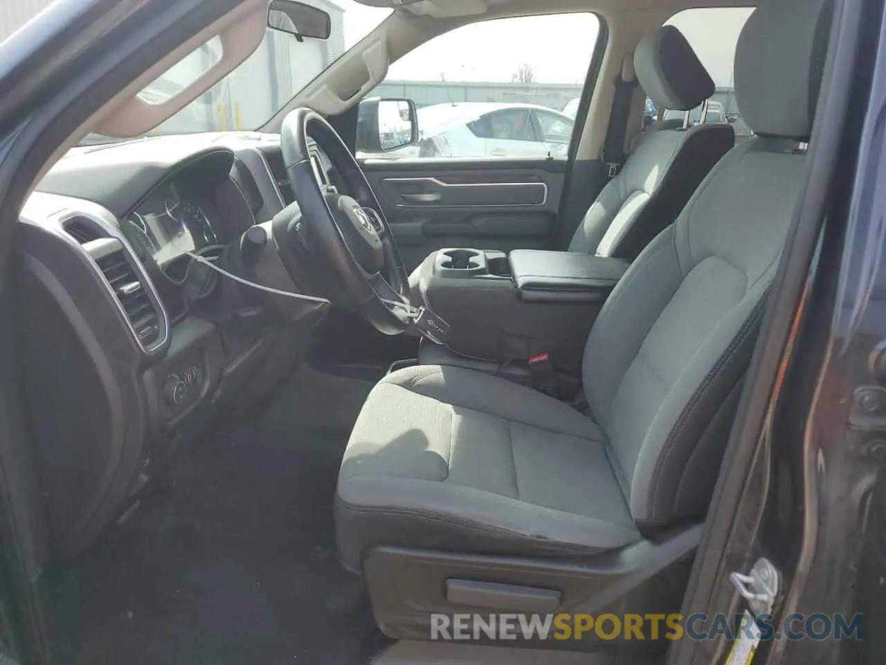 7 Photograph of a damaged car 1C6SRFFT1KN621098 RAM 1500 2019