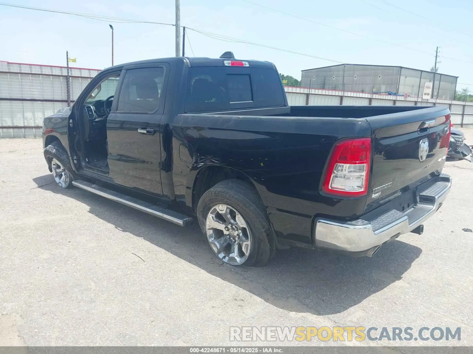 3 Photograph of a damaged car 1C6SRFFT1KN663285 RAM 1500 2019
