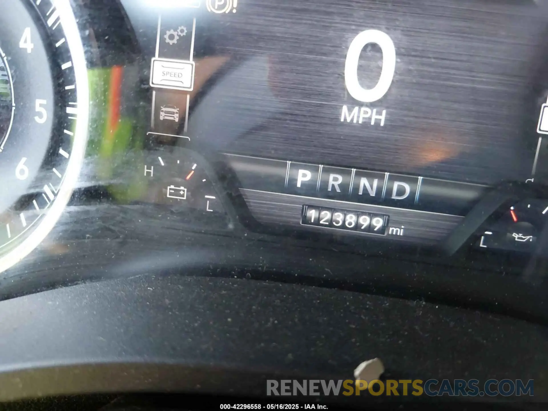 15 Photograph of a damaged car 1C6SRFFT1KN695170 RAM 1500 2019