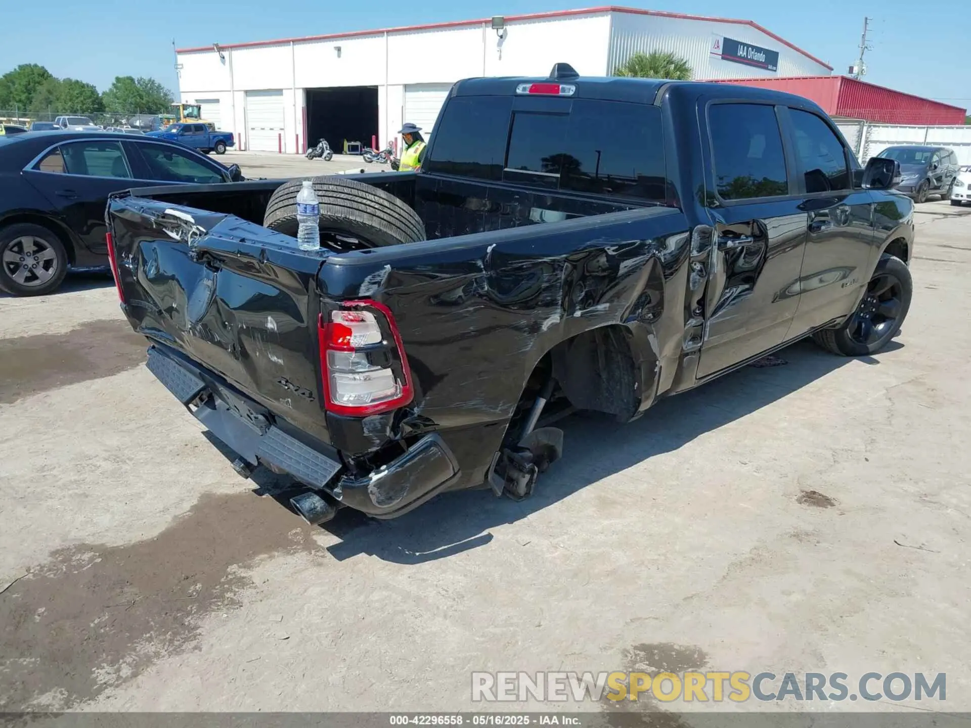 4 Photograph of a damaged car 1C6SRFFT1KN695170 RAM 1500 2019