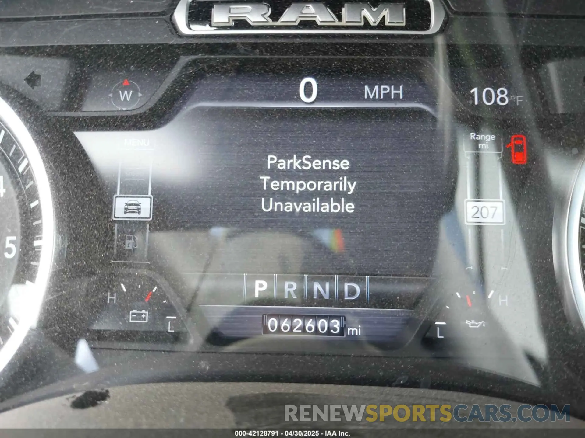 16 Photograph of a damaged car 1C6SRFFT1KN732525 RAM 1500 2019