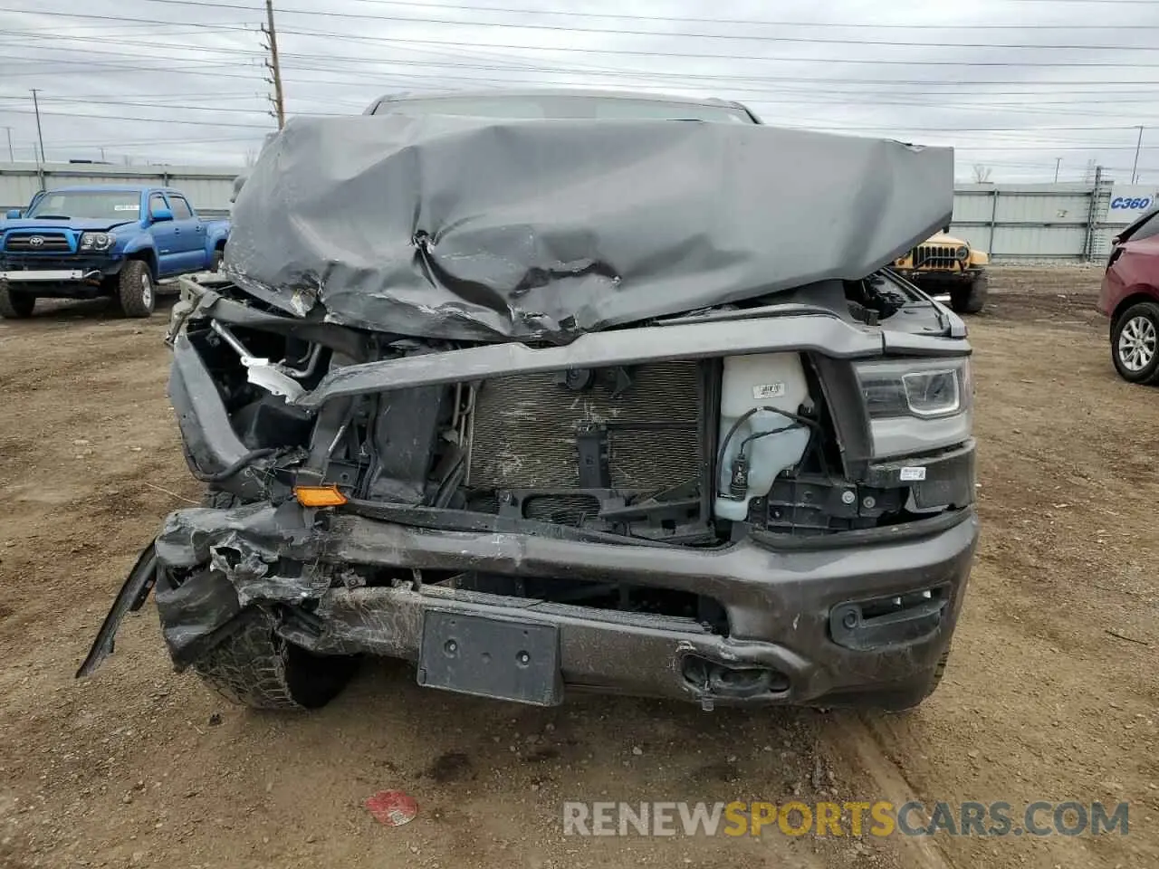 5 Photograph of a damaged car 1C6SRFFT1KN755707 RAM 1500 2019