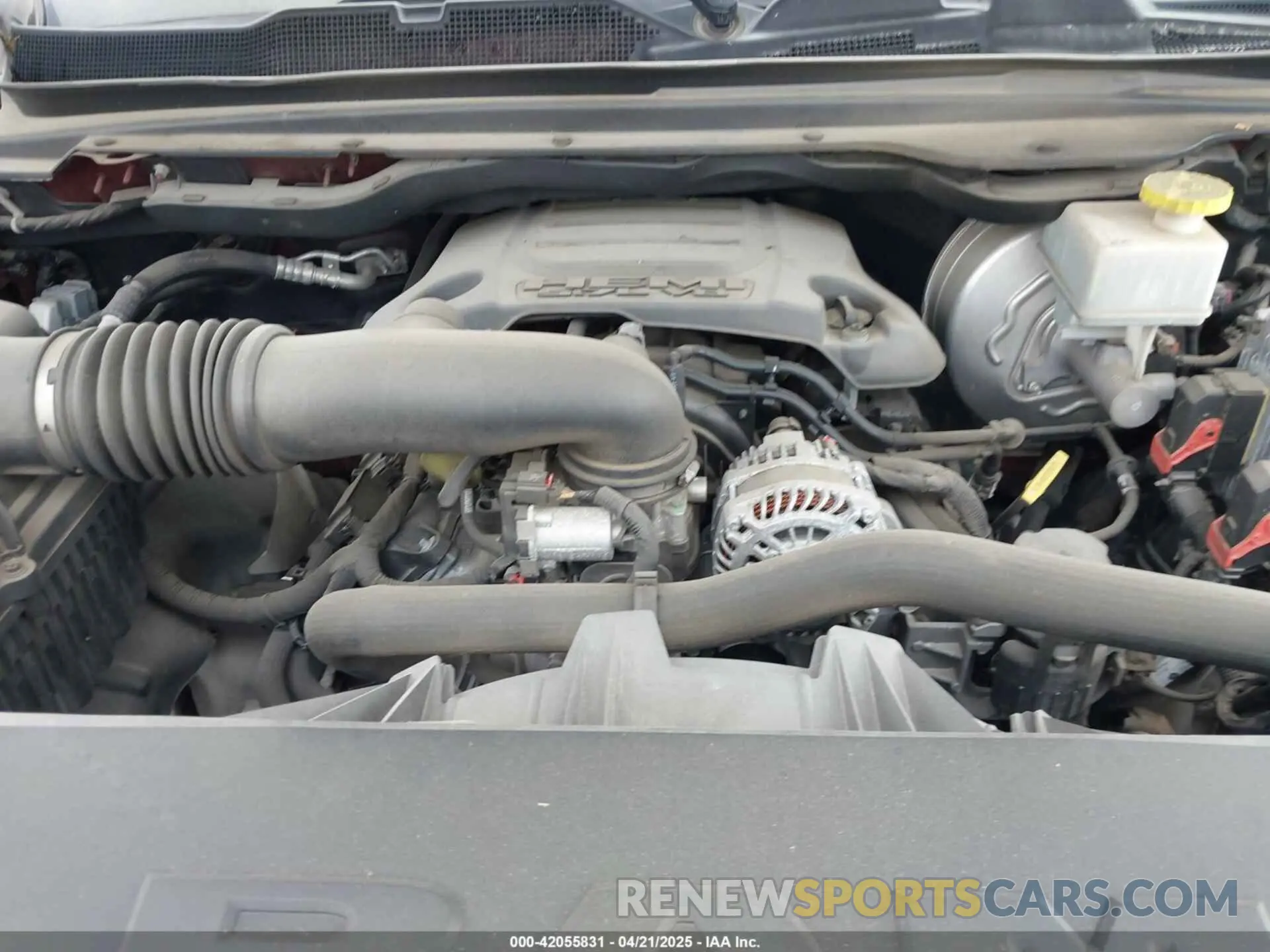 10 Photograph of a damaged car 1C6SRFFT1KN763113 RAM 1500 2019