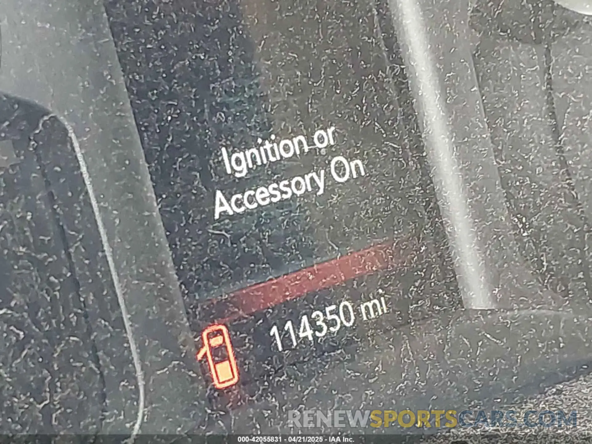 15 Photograph of a damaged car 1C6SRFFT1KN763113 RAM 1500 2019