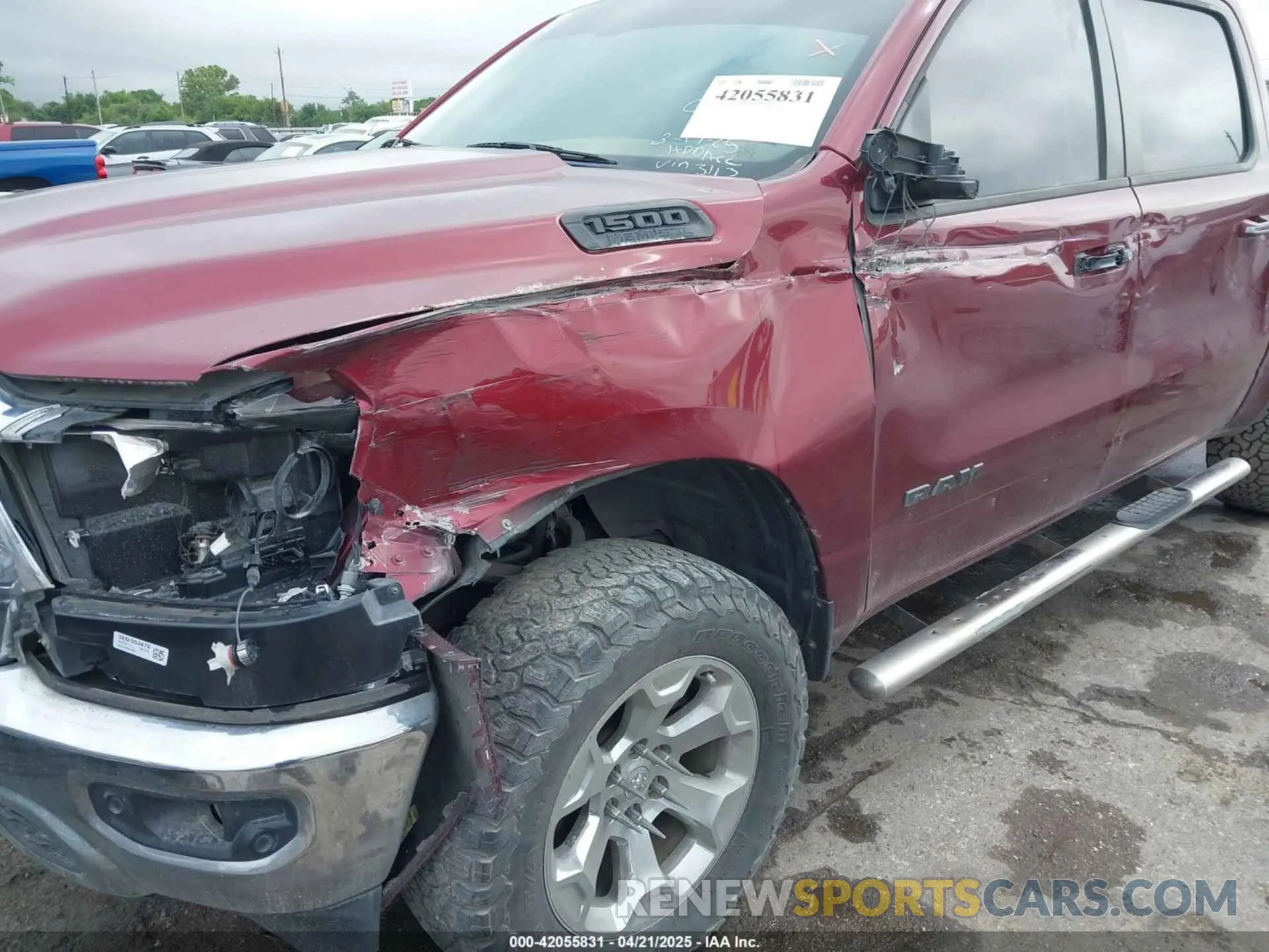 6 Photograph of a damaged car 1C6SRFFT1KN763113 RAM 1500 2019