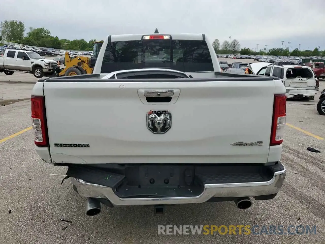 6 Photograph of a damaged car 1C6SRFFT2KN575586 RAM 1500 2019