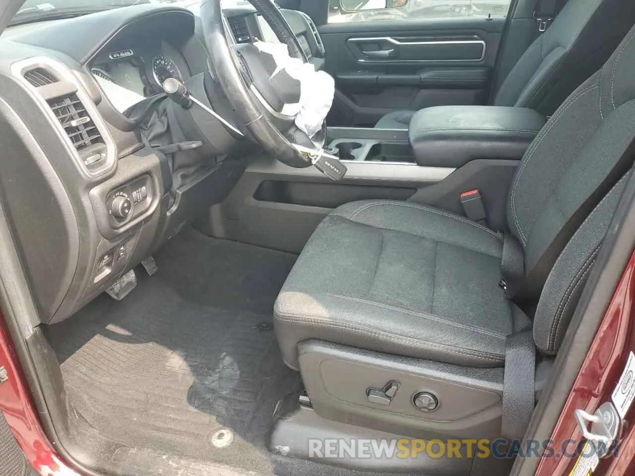 7 Photograph of a damaged car 1C6SRFFT2KN677017 RAM 1500 2019