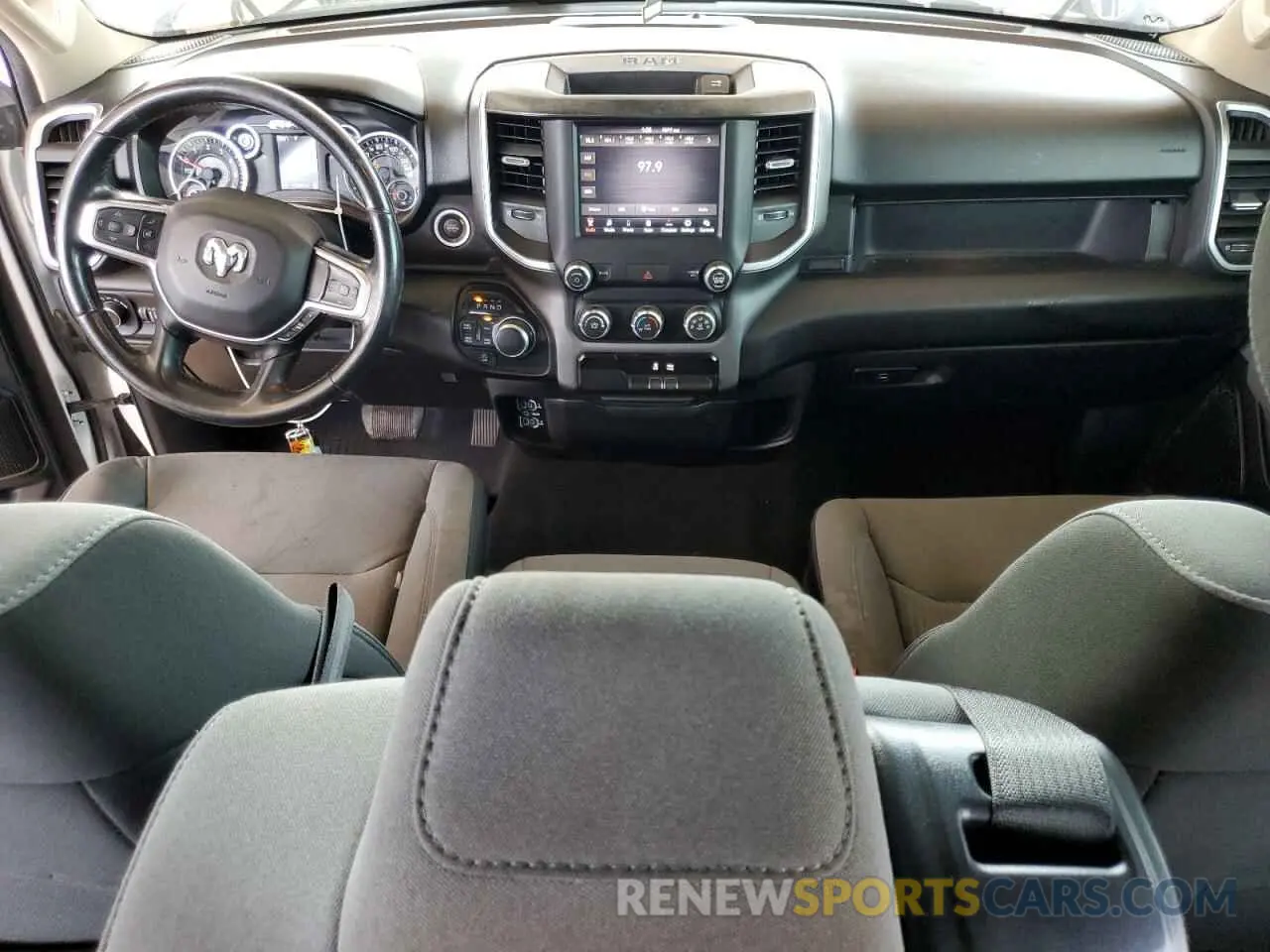8 Photograph of a damaged car 1C6SRFFT2KN780244 RAM 1500 2019