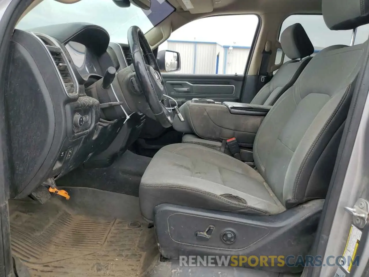 7 Photograph of a damaged car 1C6SRFFT2KN812531 RAM 1500 2019