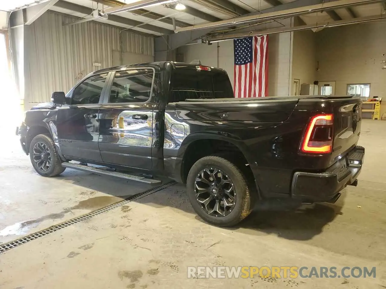 2 Photograph of a damaged car 1C6SRFFT2KN815574 RAM 1500 2019