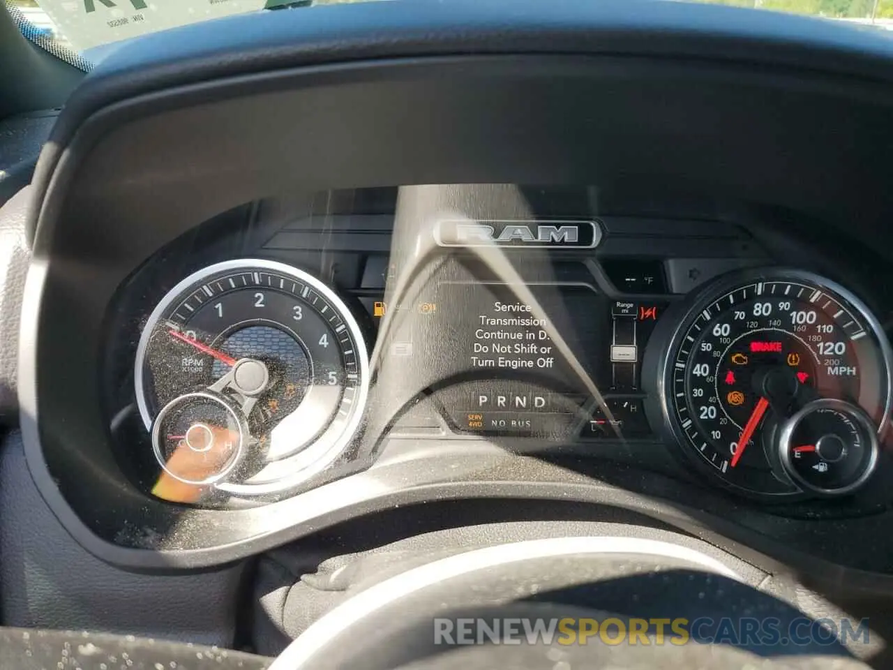 9 Photograph of a damaged car 1C6SRFFT2KN908532 RAM 1500 2019