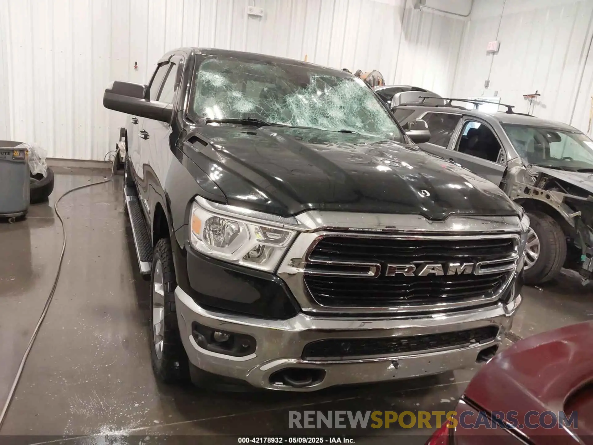 13 Photograph of a damaged car 1C6SRFFT3KN625461 RAM 1500 2019