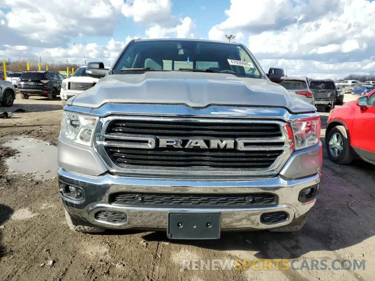5 Photograph of a damaged car 1C6SRFFT3KN649954 RAM 1500 2019