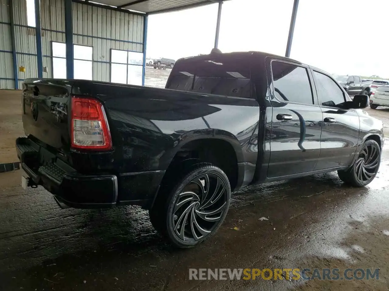 3 Photograph of a damaged car 1C6SRFFT3KN780768 RAM 1500 2019