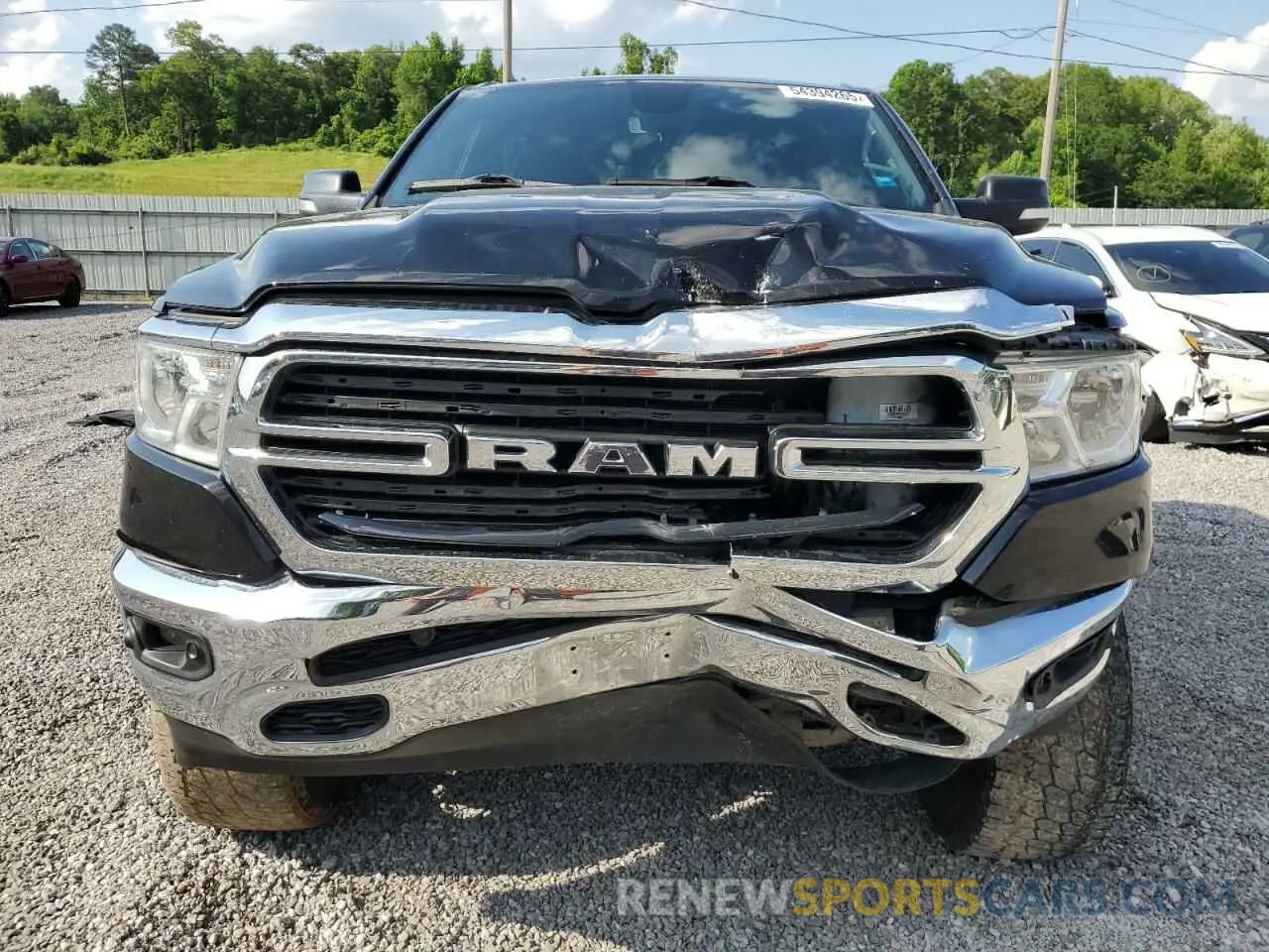 5 Photograph of a damaged car 1C6SRFFT3KN852679 RAM 1500 2019