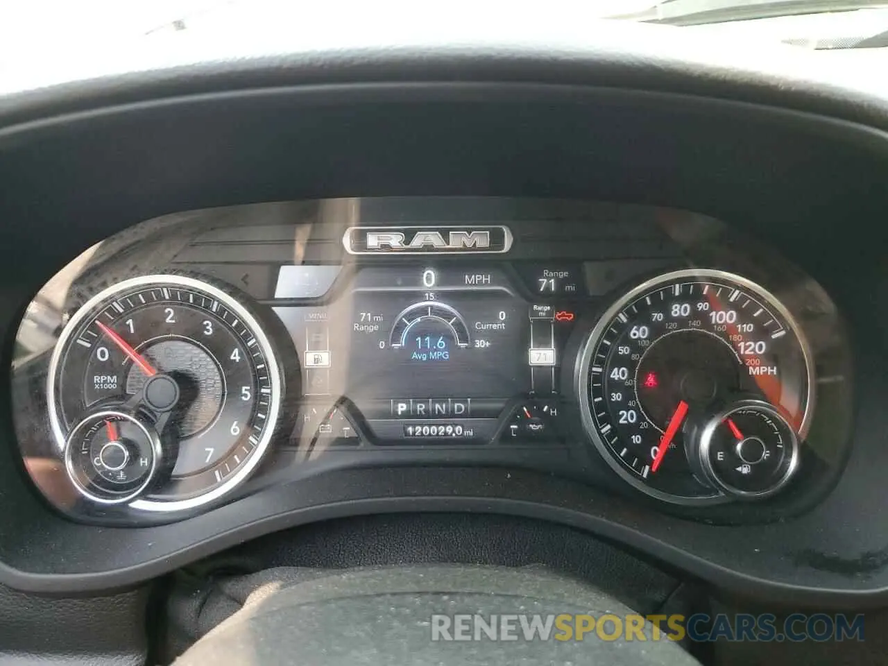9 Photograph of a damaged car 1C6SRFFT3KN852679 RAM 1500 2019