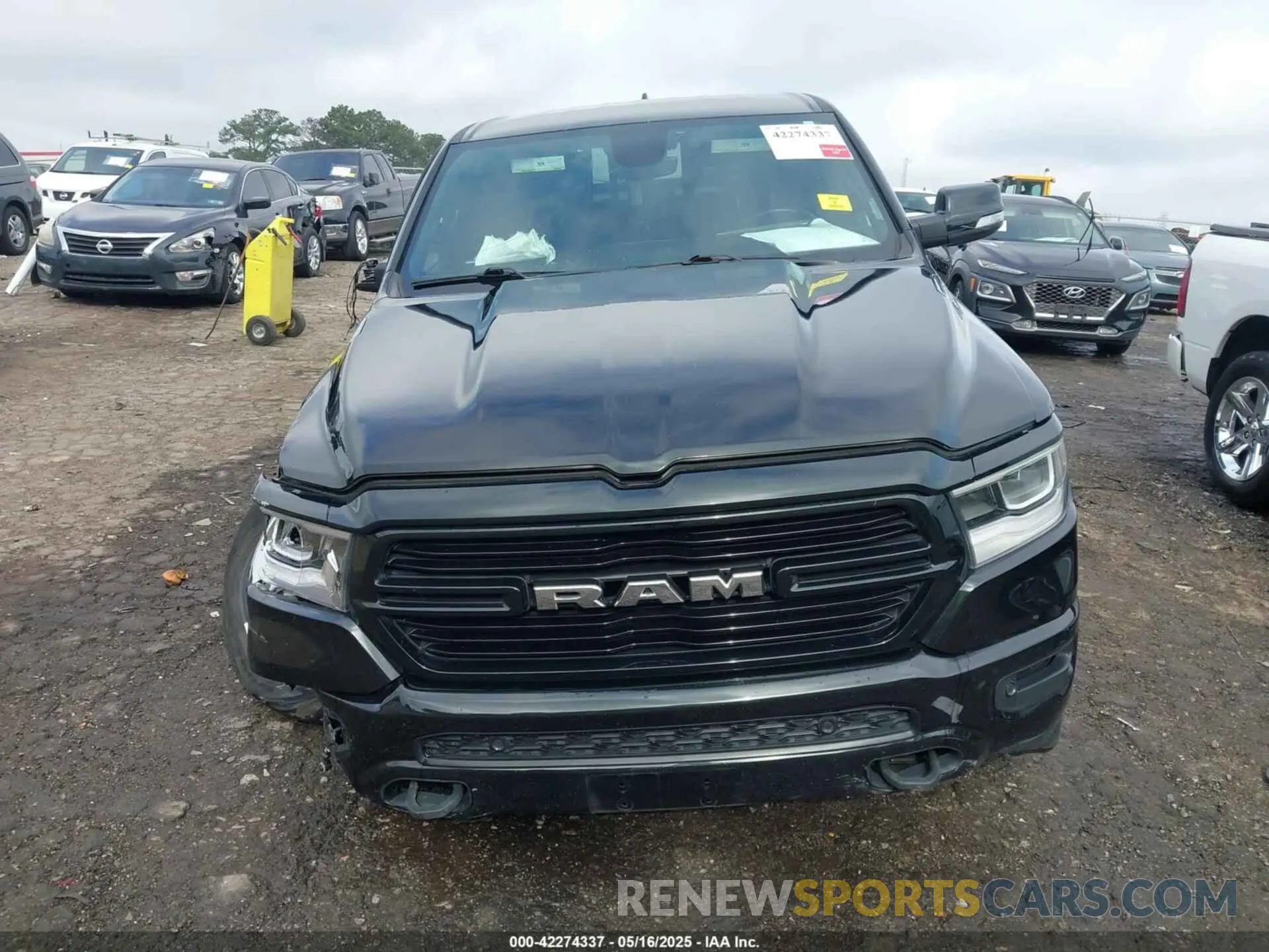 12 Photograph of a damaged car 1C6SRFFT3KN858854 RAM 1500 2019