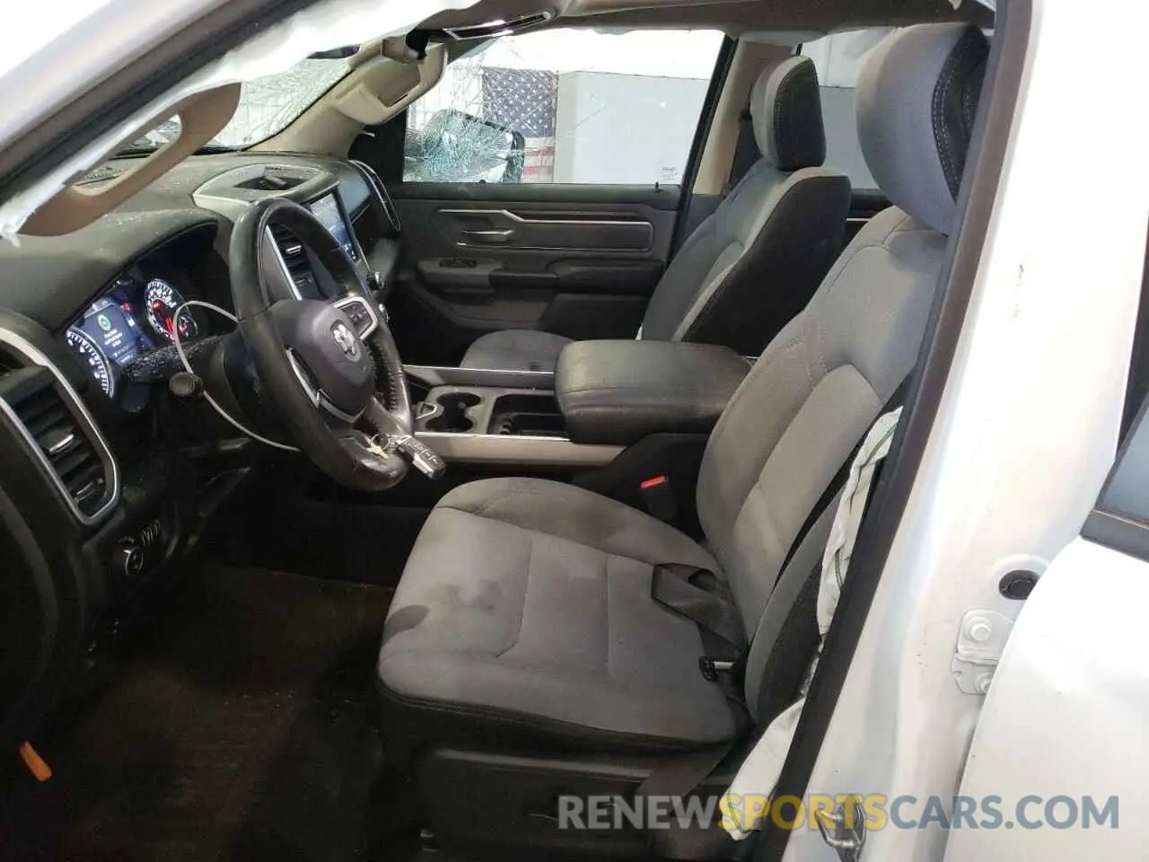 7 Photograph of a damaged car 1C6SRFFT3KN882572 RAM 1500 2019