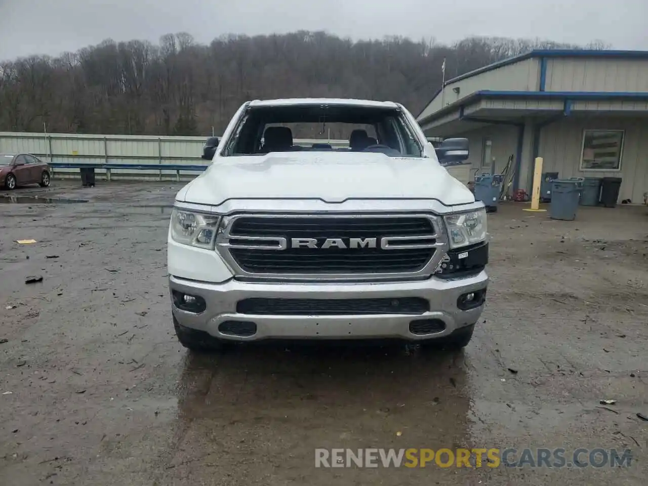 5 Photograph of a damaged car 1C6SRFFT3KN895449 RAM 1500 2019