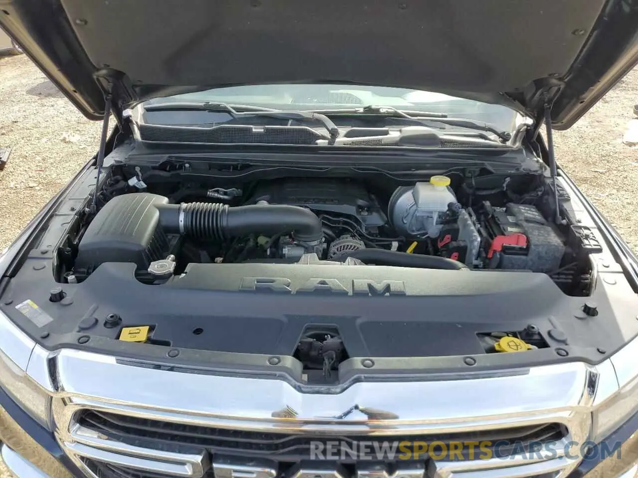 11 Photograph of a damaged car 1C6SRFFT4KN536823 RAM 1500 2019