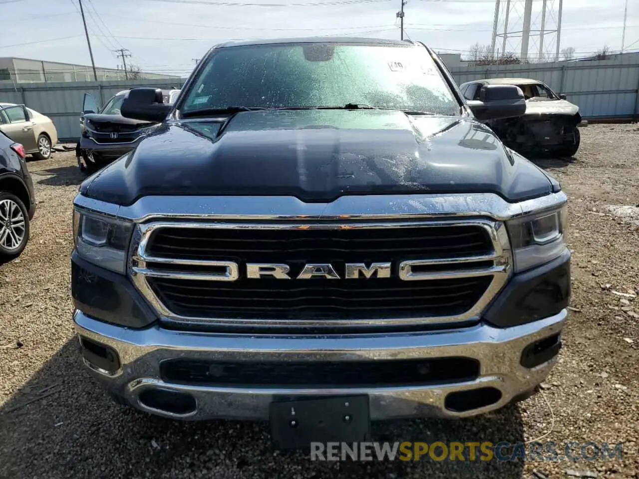 5 Photograph of a damaged car 1C6SRFFT4KN536823 RAM 1500 2019