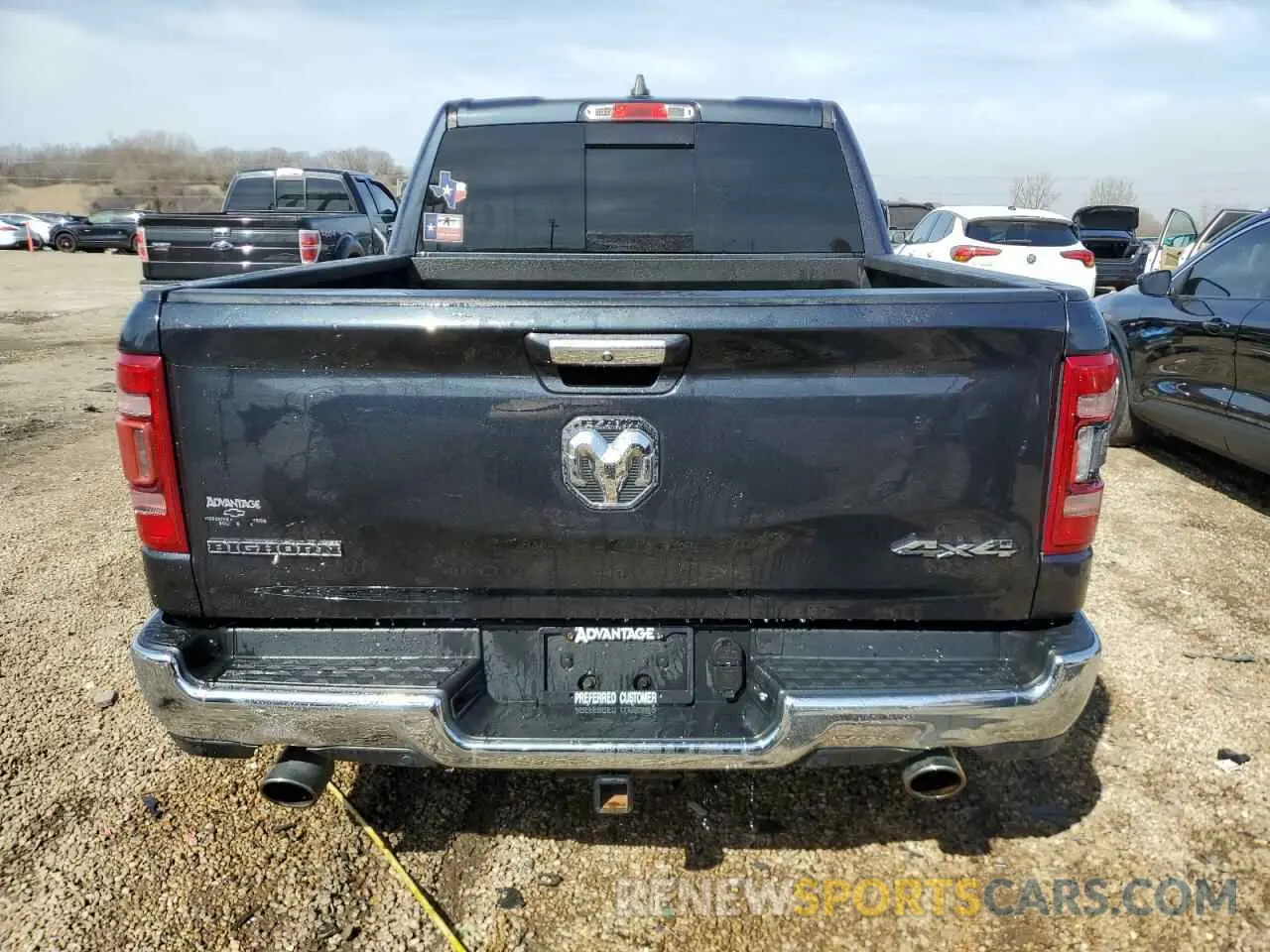 6 Photograph of a damaged car 1C6SRFFT4KN536823 RAM 1500 2019