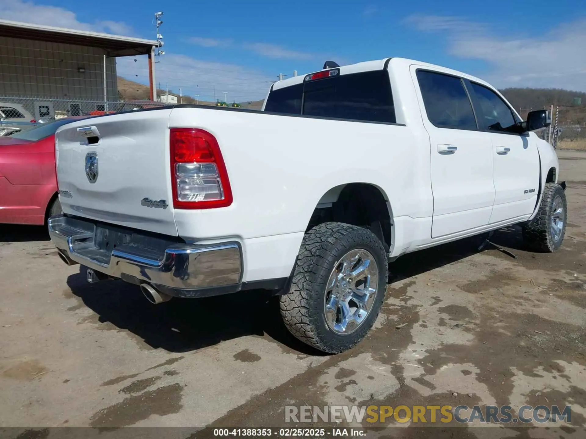4 Photograph of a damaged car 1C6SRFFT4KN555761 RAM 1500 2019