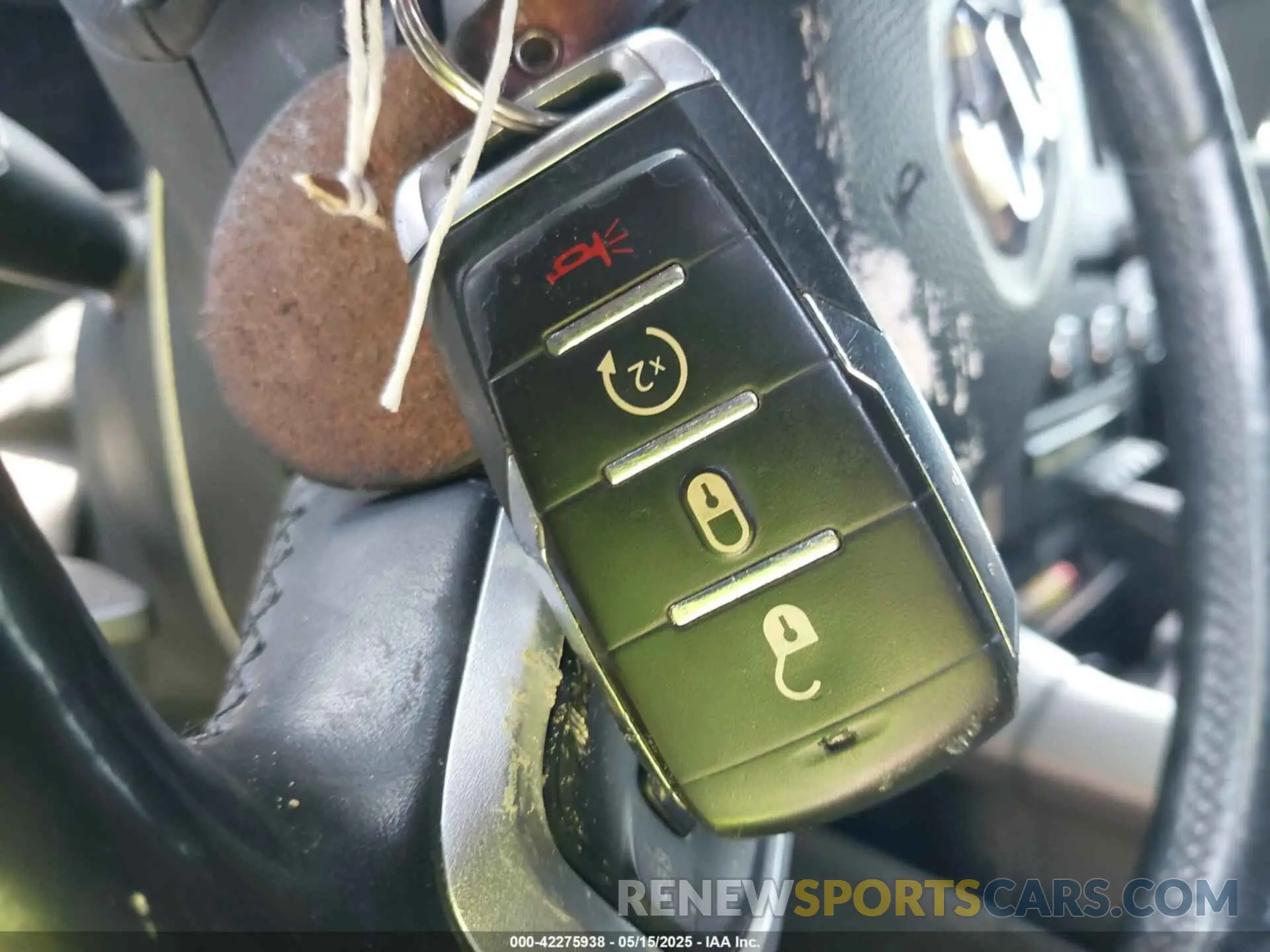 11 Photograph of a damaged car 1C6SRFFT4KN686009 RAM 1500 2019