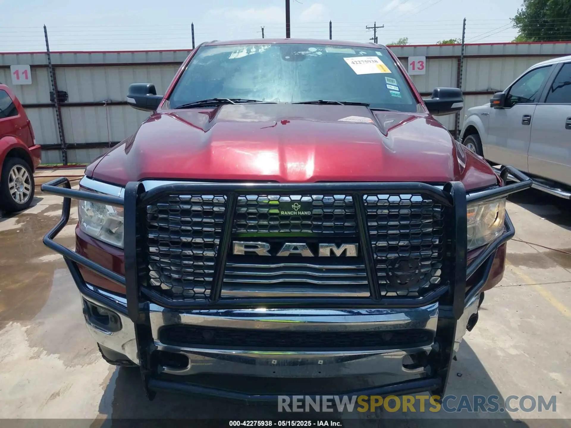 13 Photograph of a damaged car 1C6SRFFT4KN686009 RAM 1500 2019