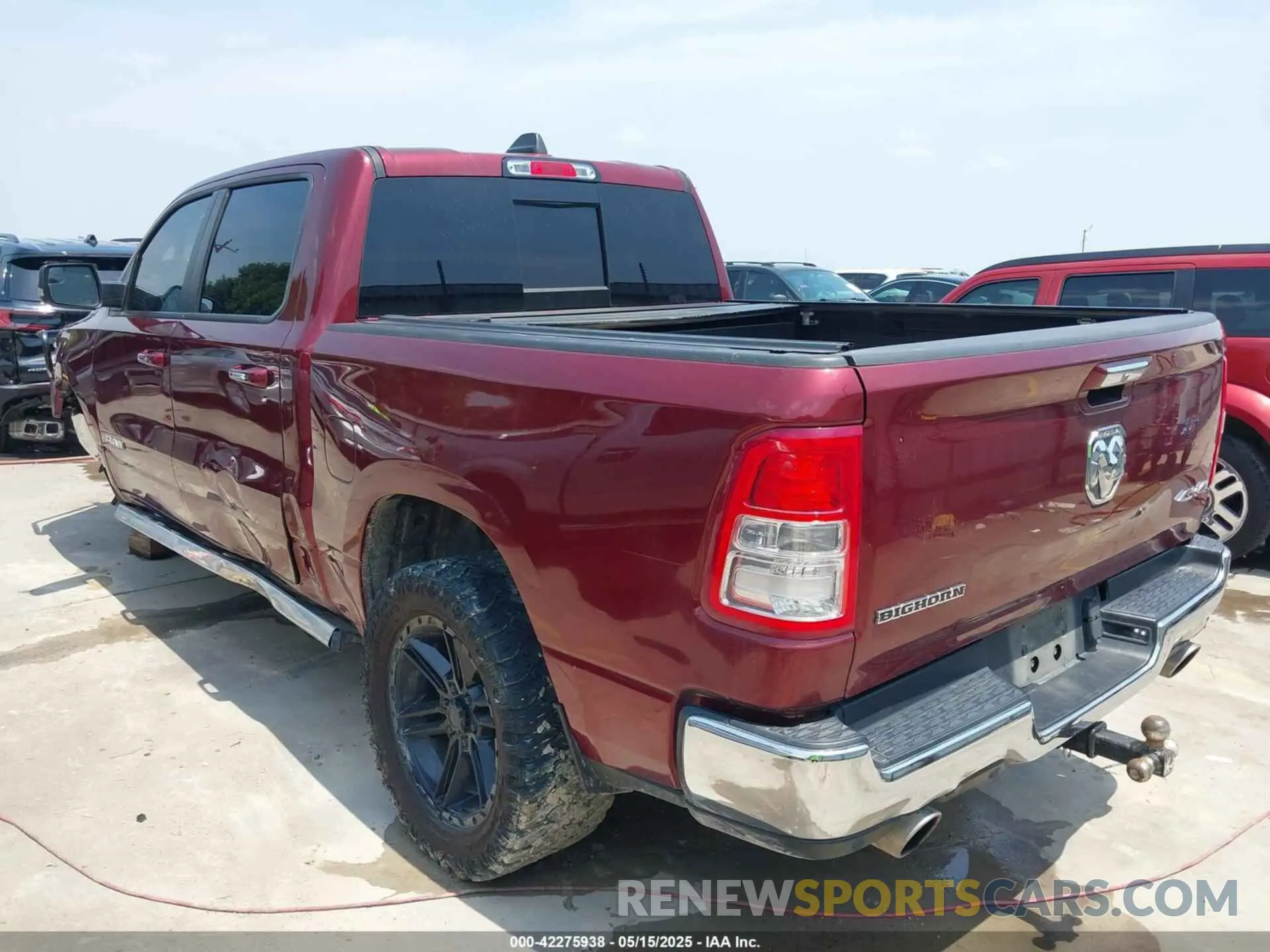 3 Photograph of a damaged car 1C6SRFFT4KN686009 RAM 1500 2019