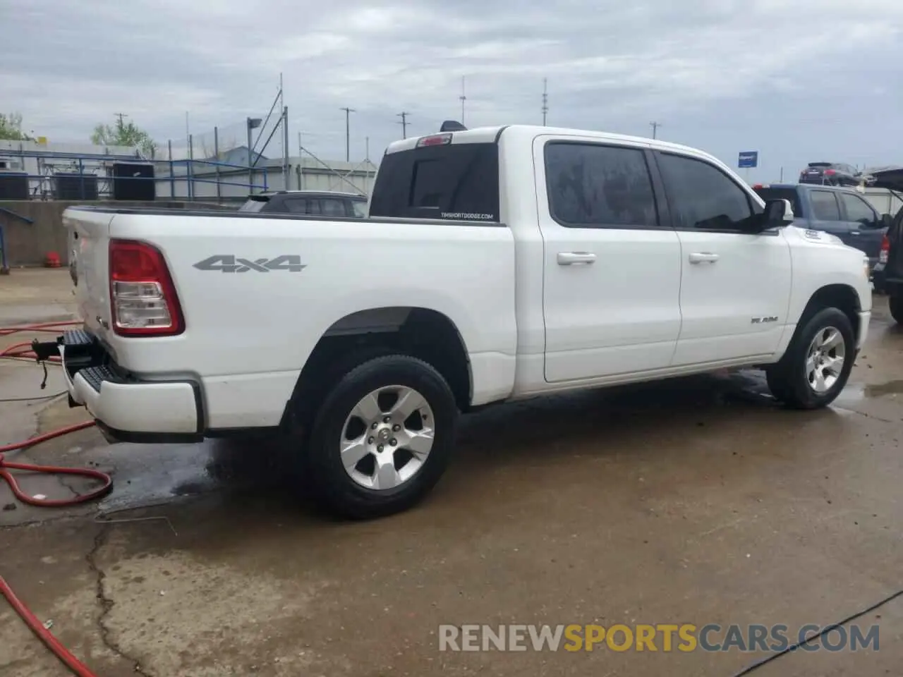 3 Photograph of a damaged car 1C6SRFFT4KN755586 RAM 1500 2019