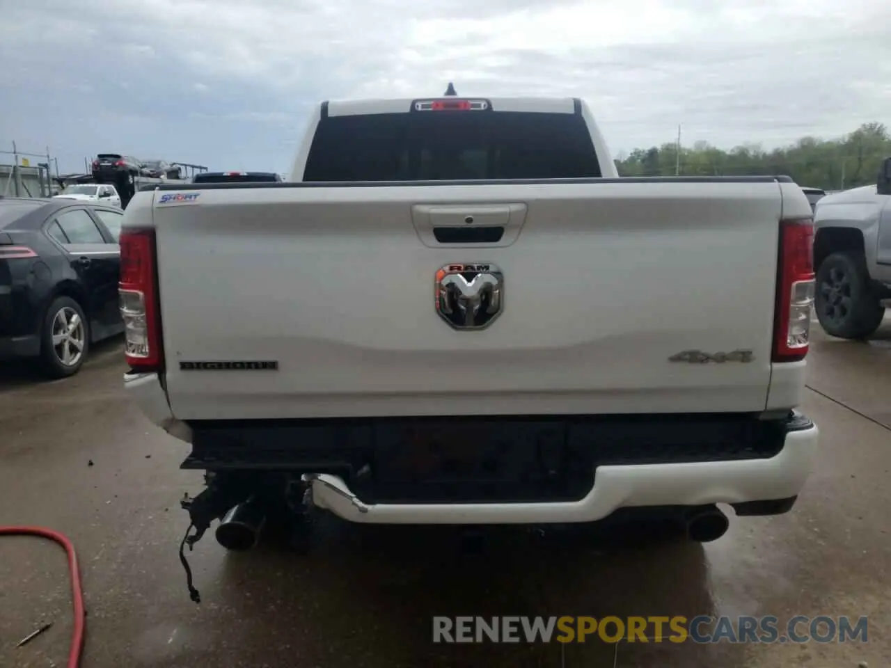 6 Photograph of a damaged car 1C6SRFFT4KN755586 RAM 1500 2019