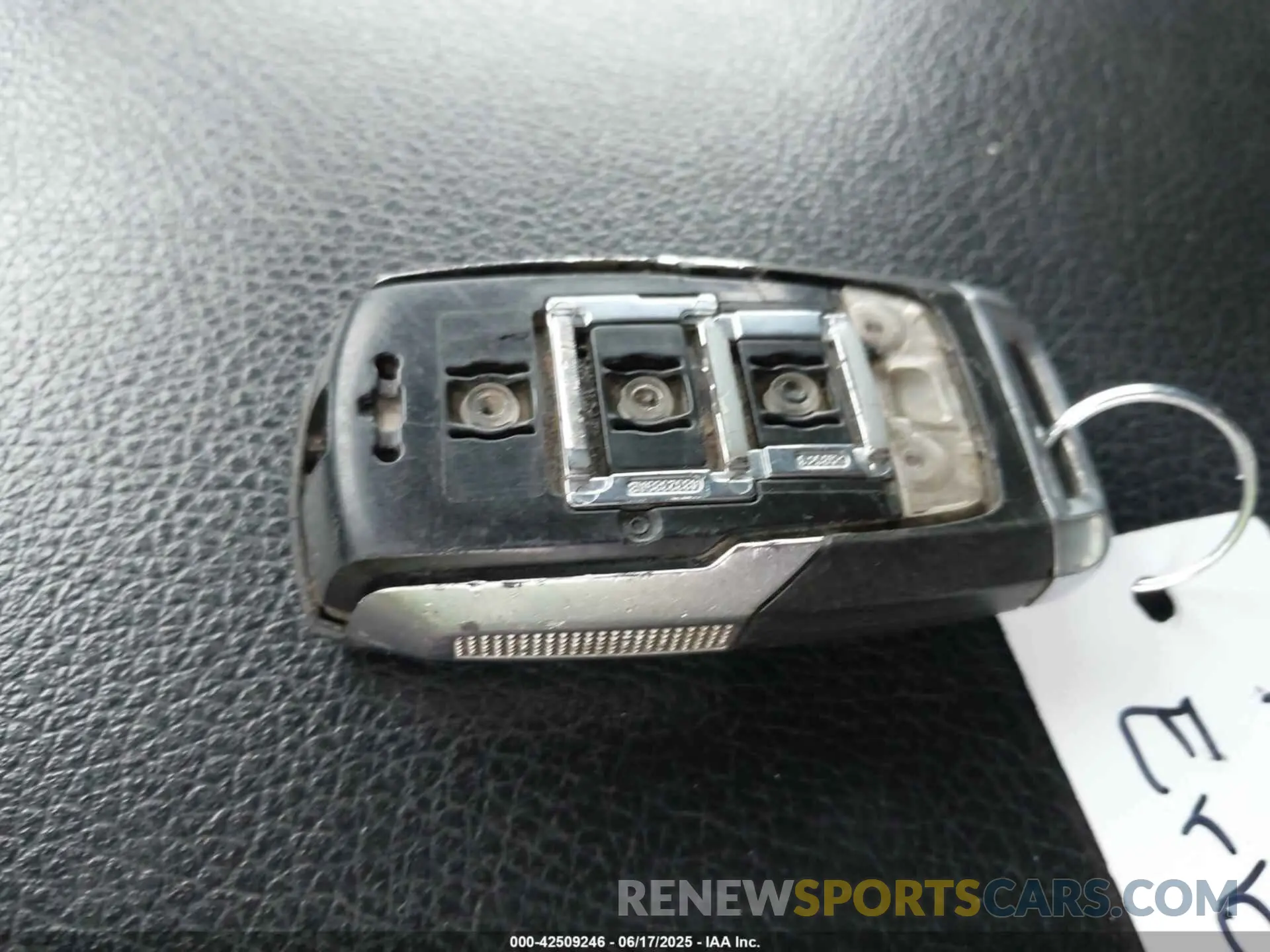 11 Photograph of a damaged car 1C6SRFFT4KN782464 RAM 1500 2019