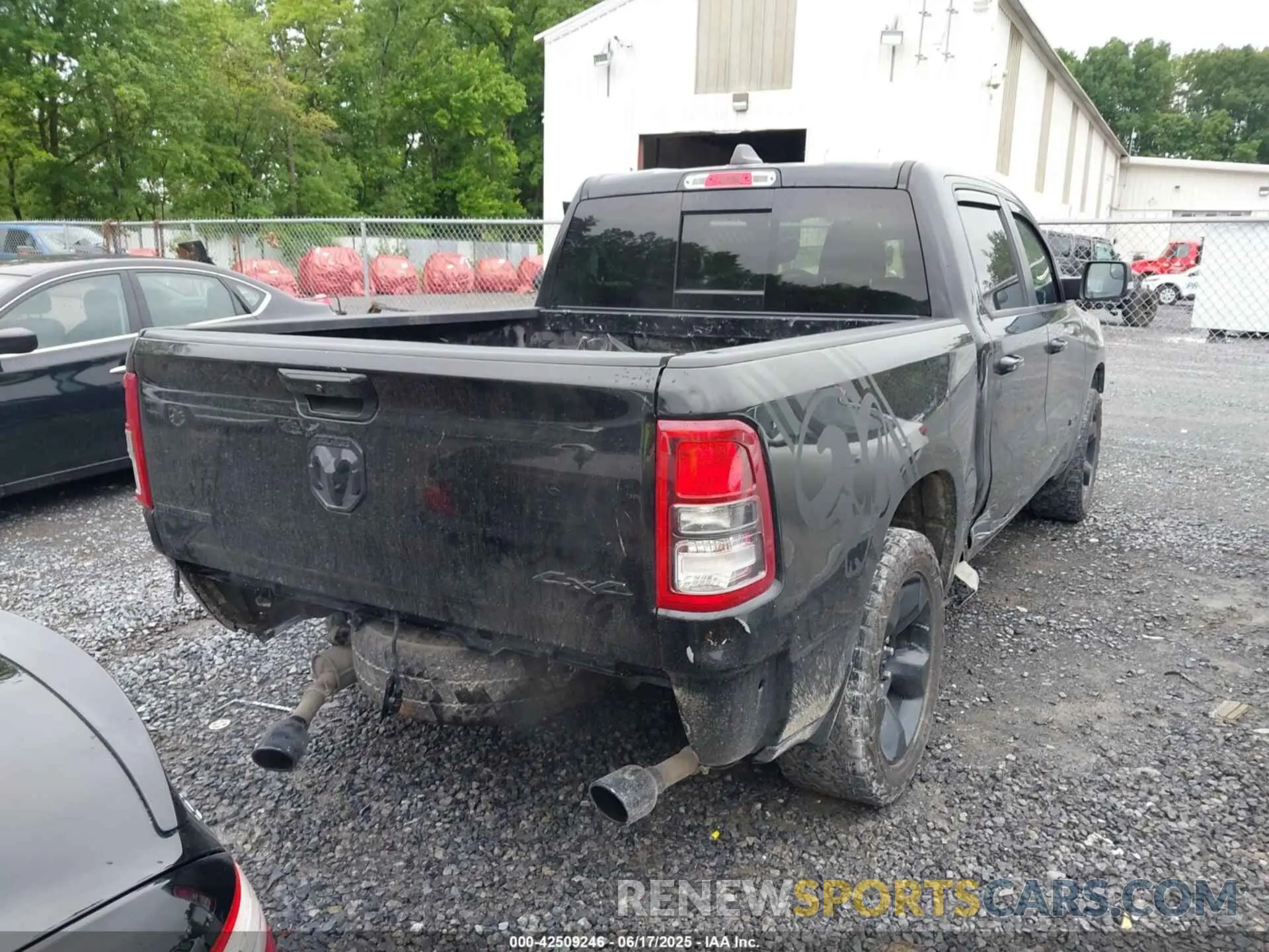 6 Photograph of a damaged car 1C6SRFFT4KN782464 RAM 1500 2019