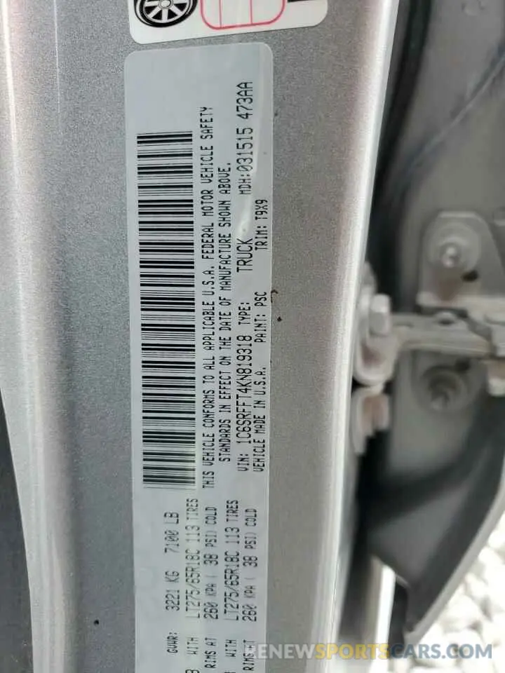 13 Photograph of a damaged car 1C6SRFFT4KN819318 RAM 1500 2019