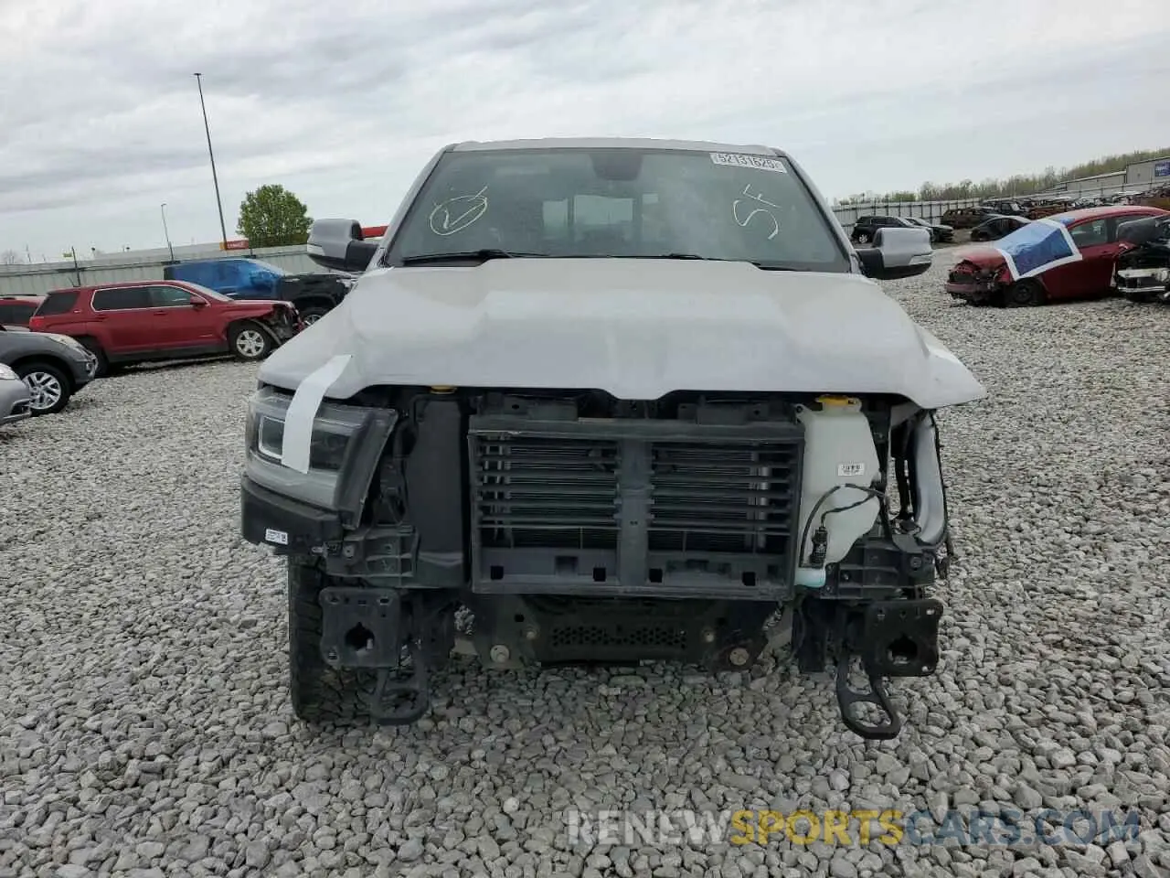 5 Photograph of a damaged car 1C6SRFFT4KN819318 RAM 1500 2019