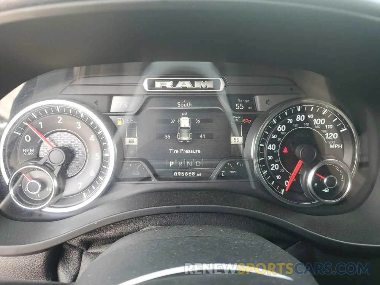 9 Photograph of a damaged car 1C6SRFFT4KN899445 RAM 1500 2019