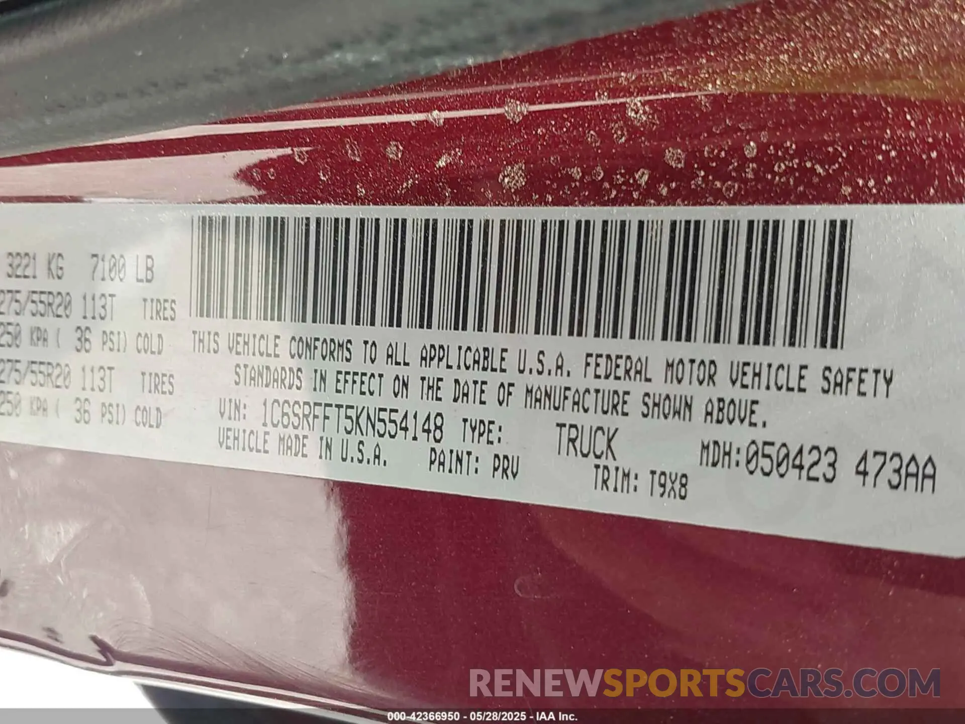 9 Photograph of a damaged car 1C6SRFFT5KN554148 RAM 1500 2019