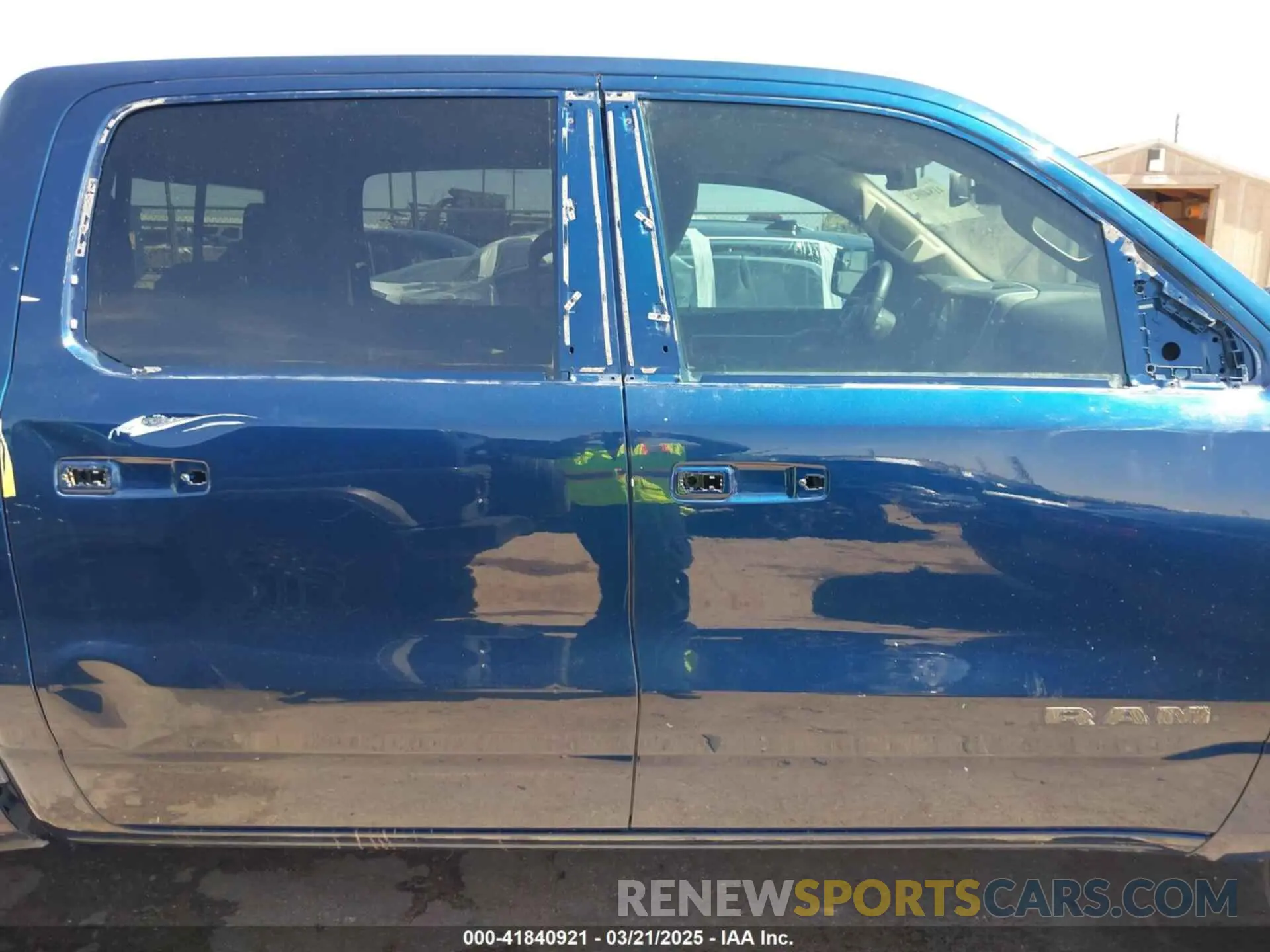 14 Photograph of a damaged car 1C6SRFFT5KN598456 RAM 1500 2019