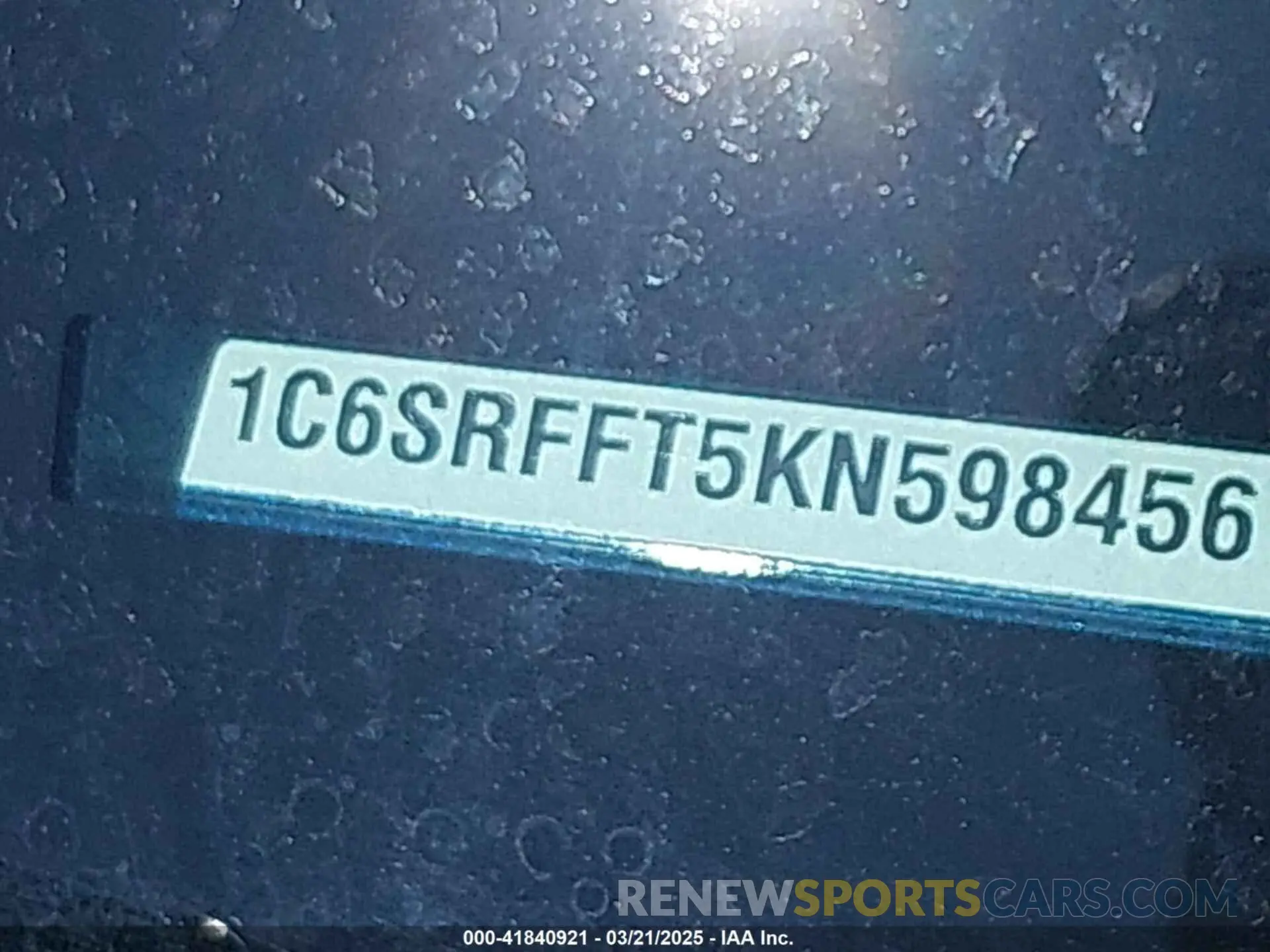 9 Photograph of a damaged car 1C6SRFFT5KN598456 RAM 1500 2019